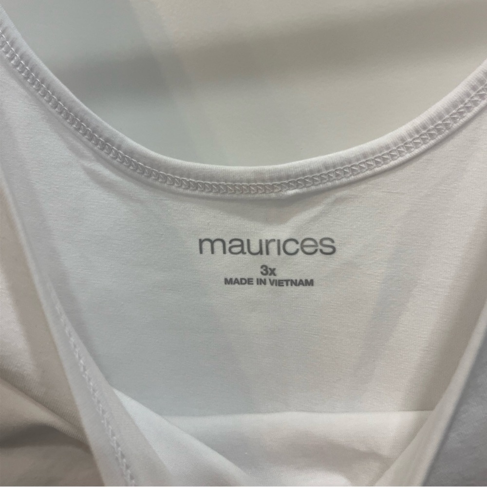 Maurices Women’s Scoop Neck Tank Top Size 3X Solid White Cotton Blend 2 Pack - Picture 4 of 8